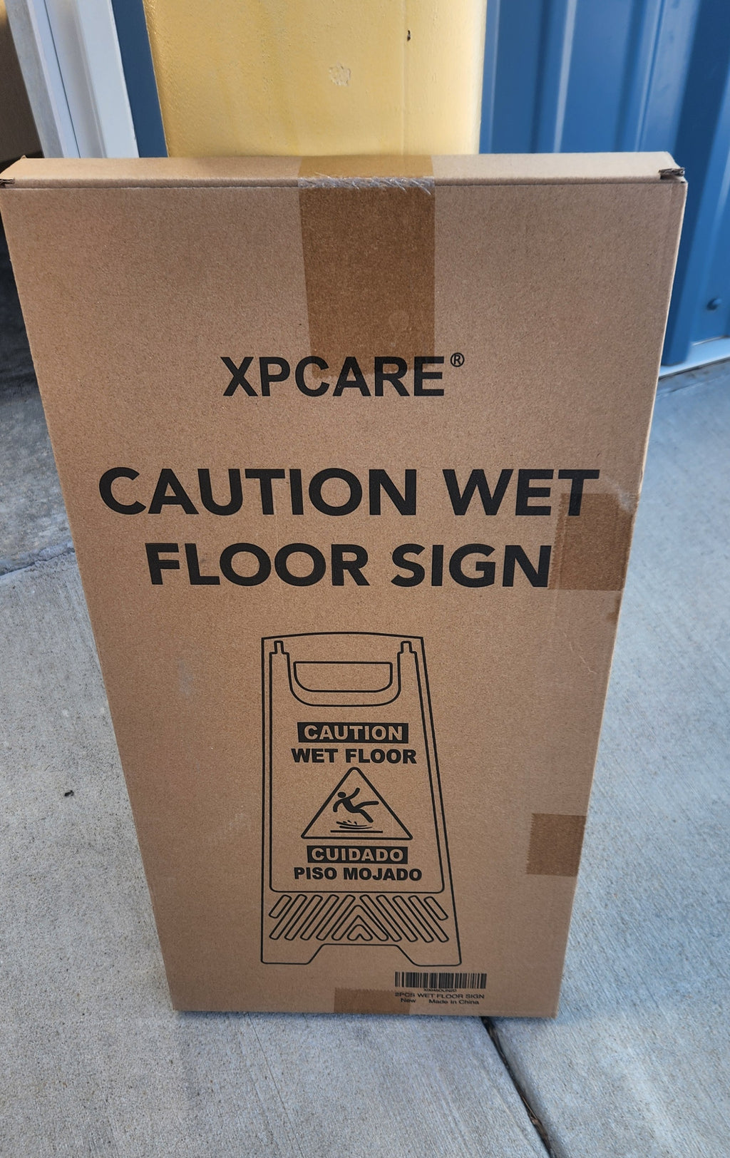 Caution Wet Floor Sign - Cuidado Piso Mojado 2 Pack