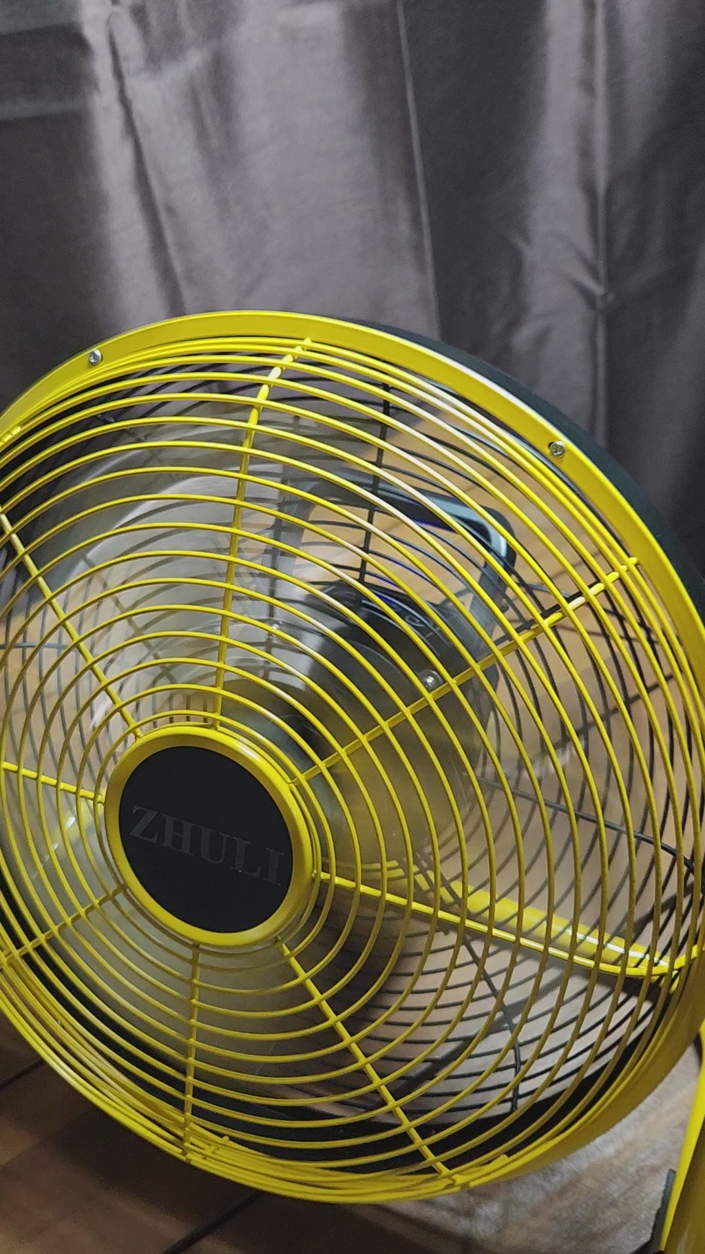 Zhuli Portable 14" Battery Powered Fan