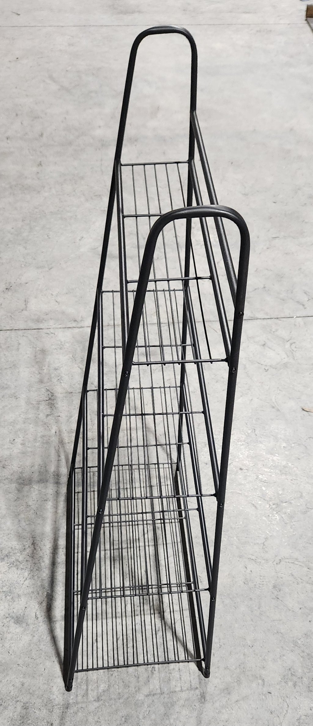 4-Layer Metal Plant Stand, Trapezoidal Stand, Flower Pot Stand for Indoor and Outdoor
