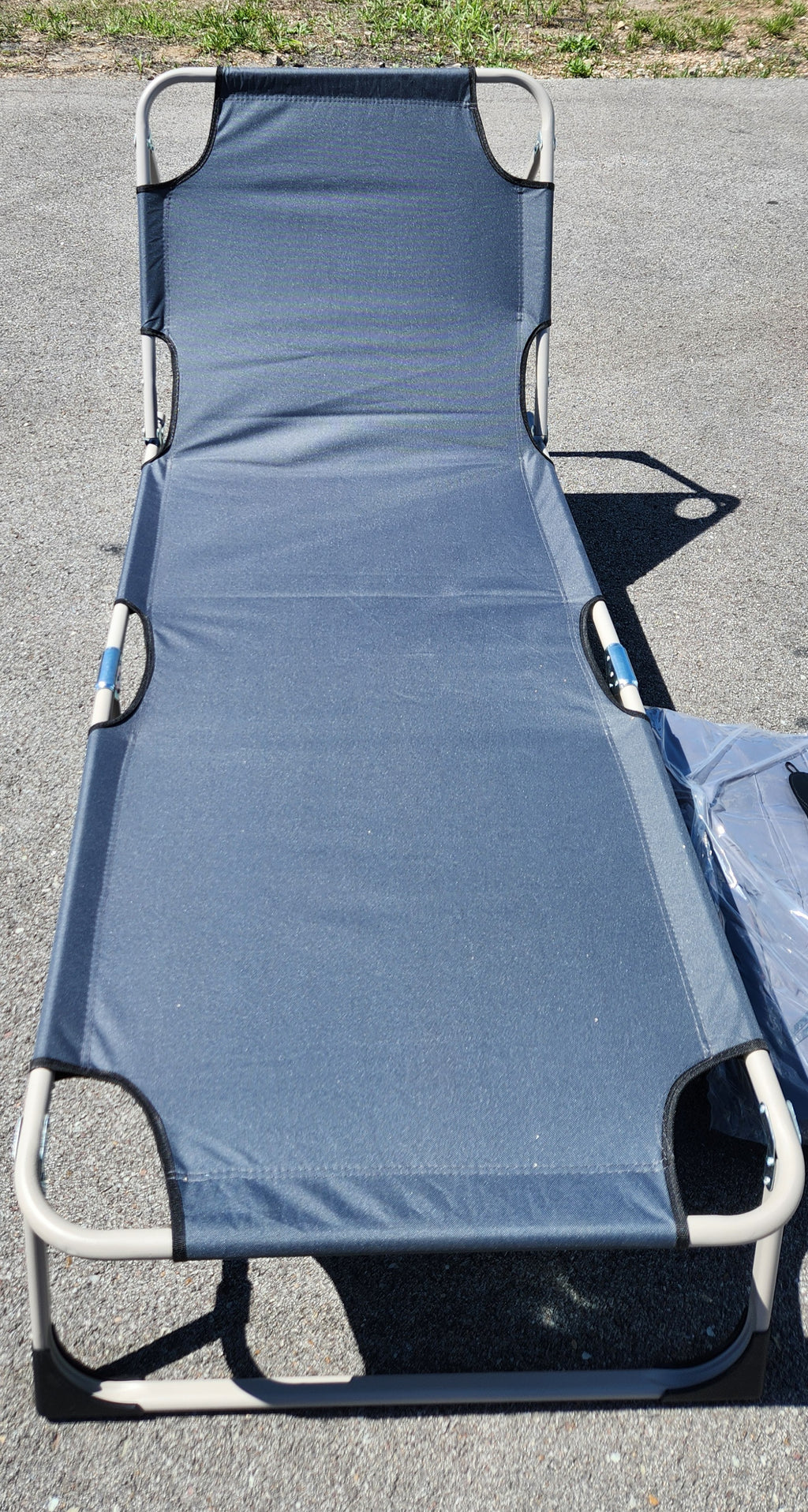 Portable Camping Cot Foldable Bed with Mattress Pad