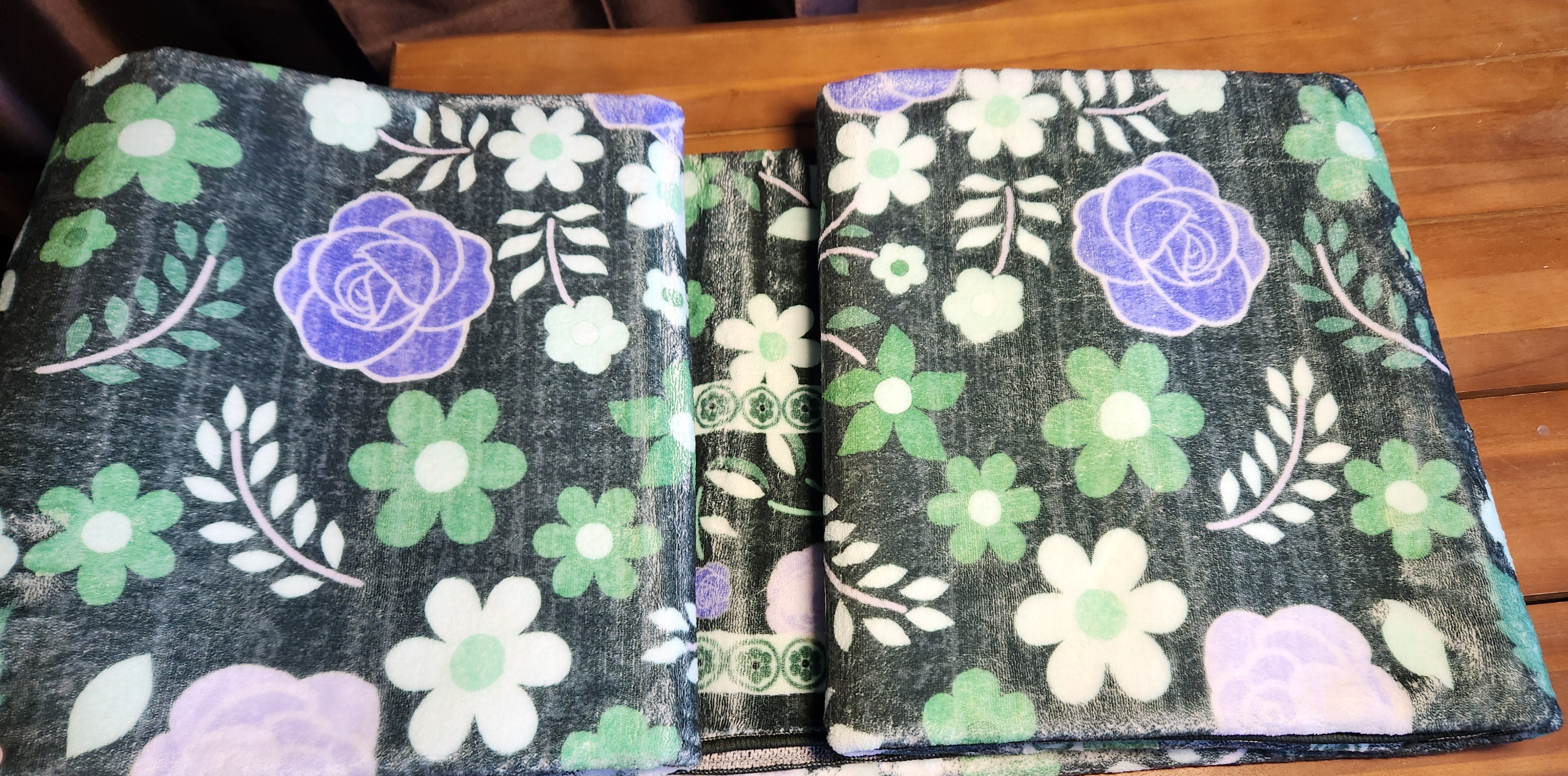 Green Area Rug 5'x7' Washable for Living Room, Low Pile Non-Slip Vintage Printed Rug