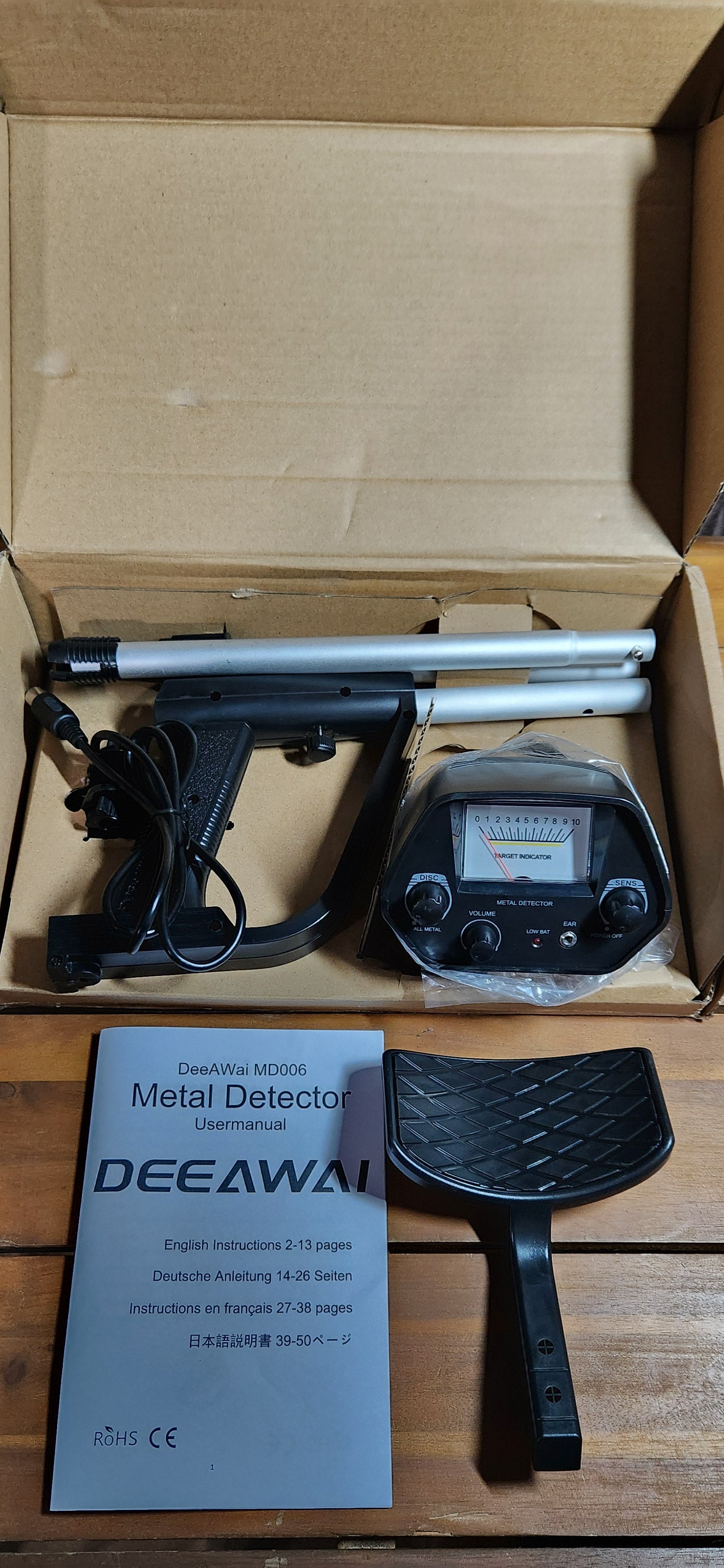 Classic Metal Detector for Kids Adults - Beginner Waterproof Metal Detector with 8" Coil