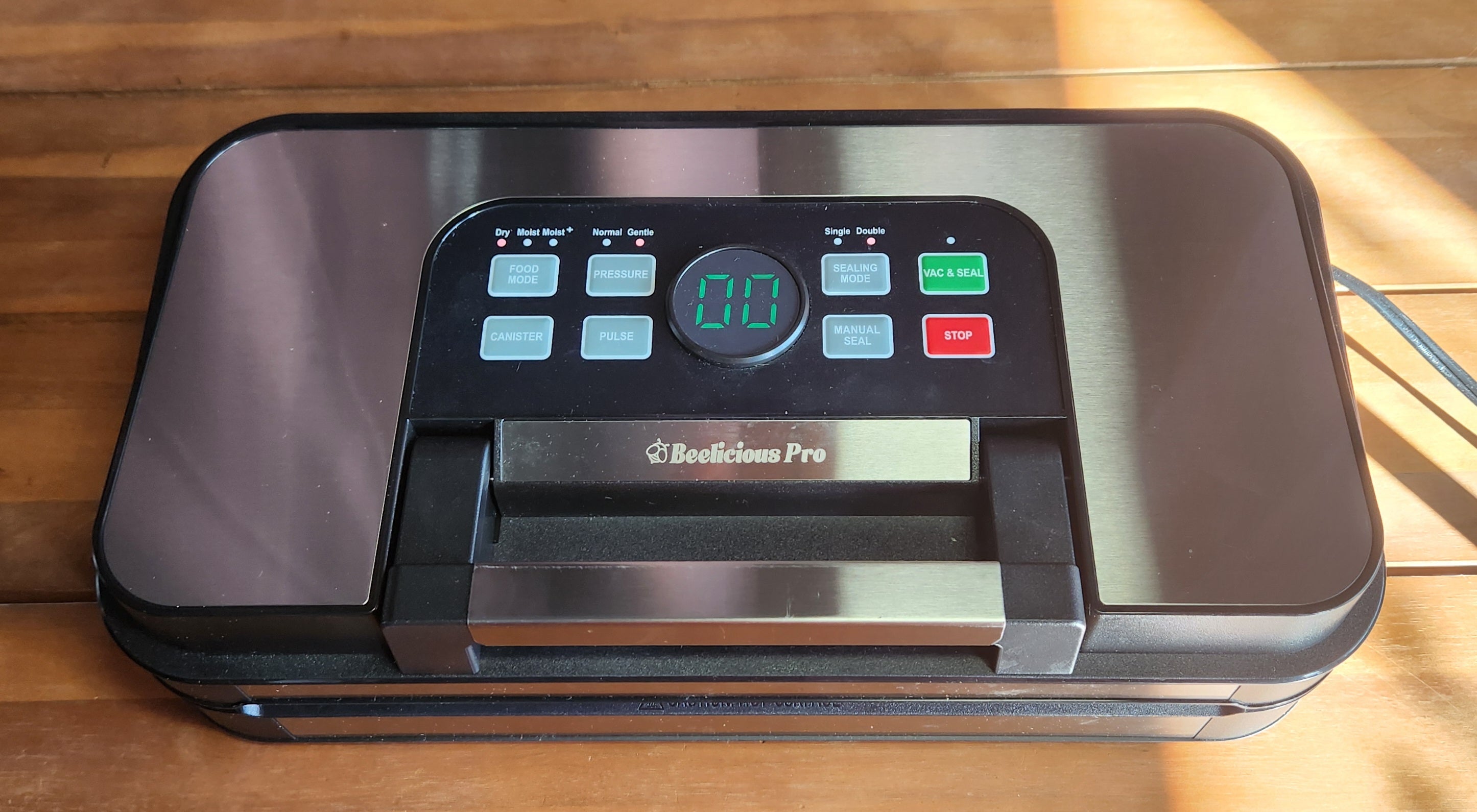 Powerful Precision Pro Vacuum Sealer, with Double Heat Seal & Double Pump, Easy-Lock Handle